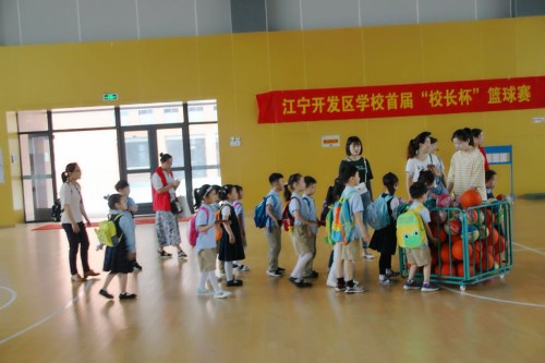 C:\Users\Administrator\Desktop\新建文件夹 (4)\conew_微信图片_201805291525171.jpg